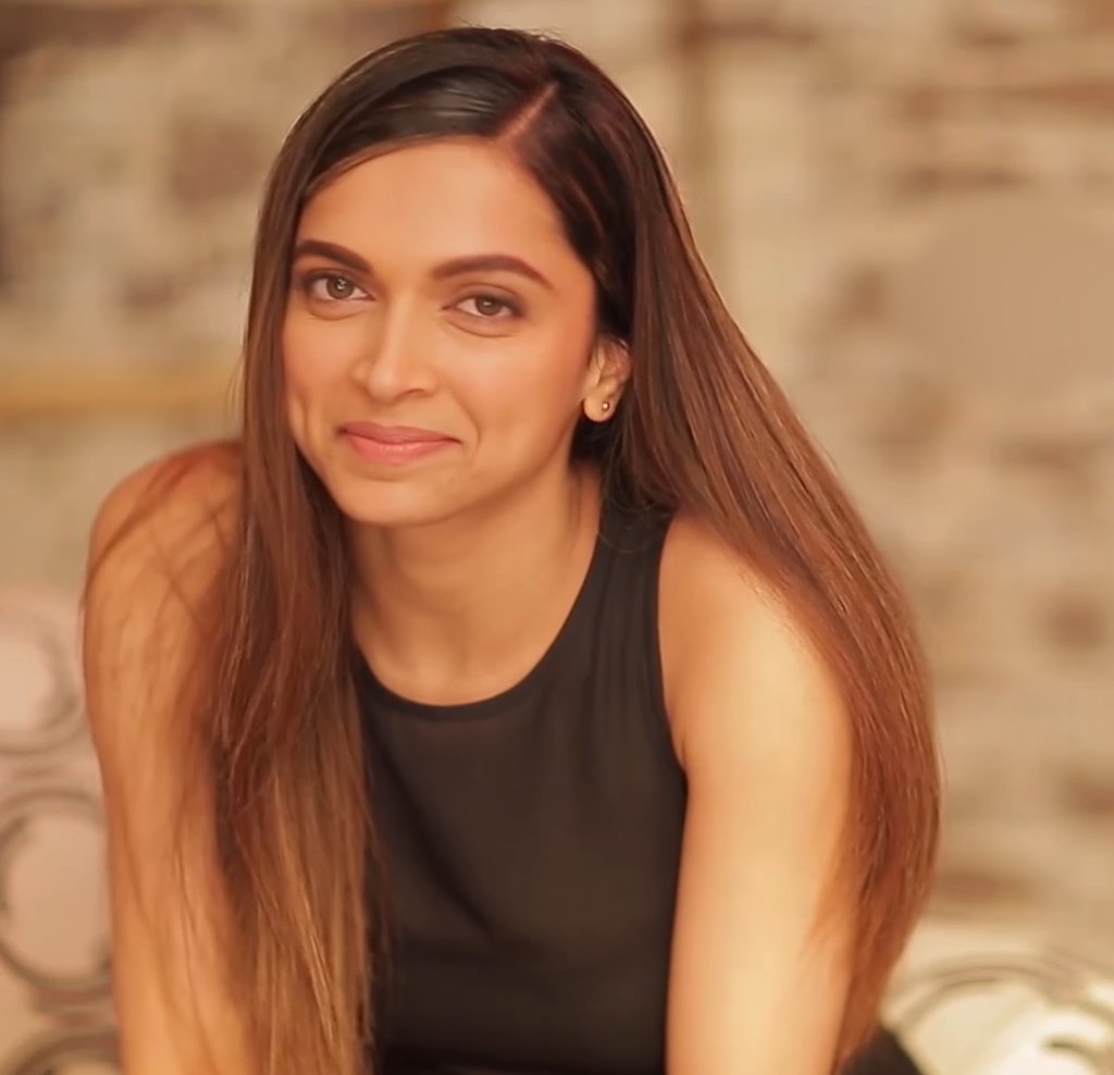 Frkqf1VaIAANg02?format=jpg&name=medium