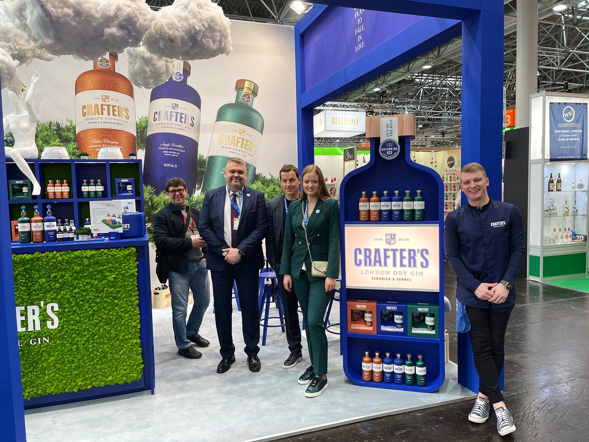 craftersgin's tweet photo. Crafter’s team is ready!👋 See you at @prowein_tradefair 😌 
📍Our location Hall 13, F10. 
•
•
•
#craftersgin #livikodistillery #prowein #düsseldorf #germany #spirits https://t.co/Az2kQxyhnk