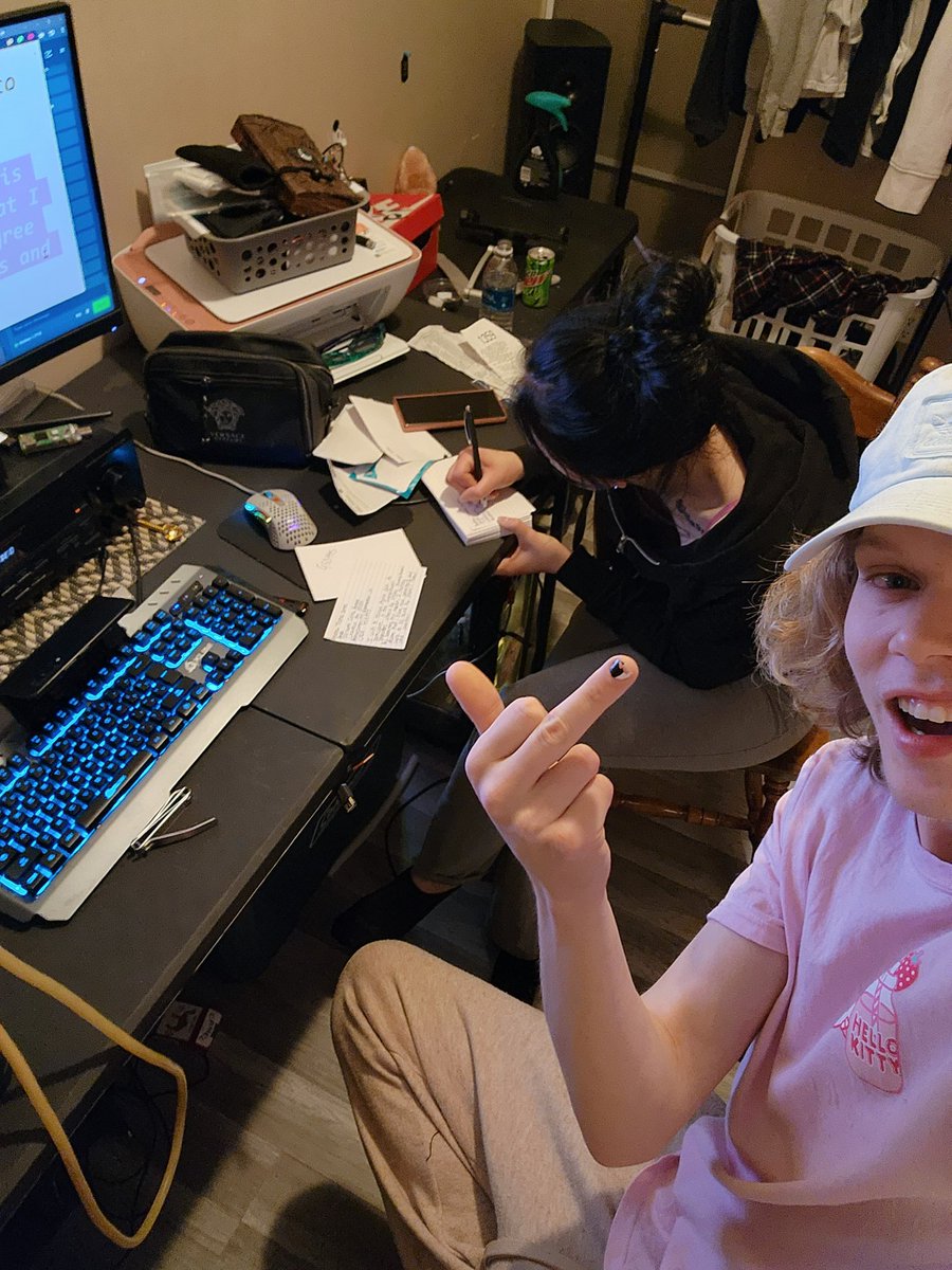 You may have rolled us <a href="/StakeEddie/">Eddie</a> but we have the power of postcards. 💸💸💸

Haha Jokes on you <a href="/StakeUsa/">Stake.US</a>

Sweepstake laws are lit 📬🔥

#gambleaware #cryptocurrency #plinko #casino @stake #stake