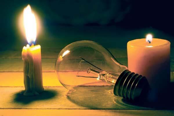 vishnutiwariKNP's tweet image. बिजली कर्मियों की हड़ताल खत्म, उर्जा मंत्री से दो राउंड की वार्ता के बाद फैसला
#UppclStrike