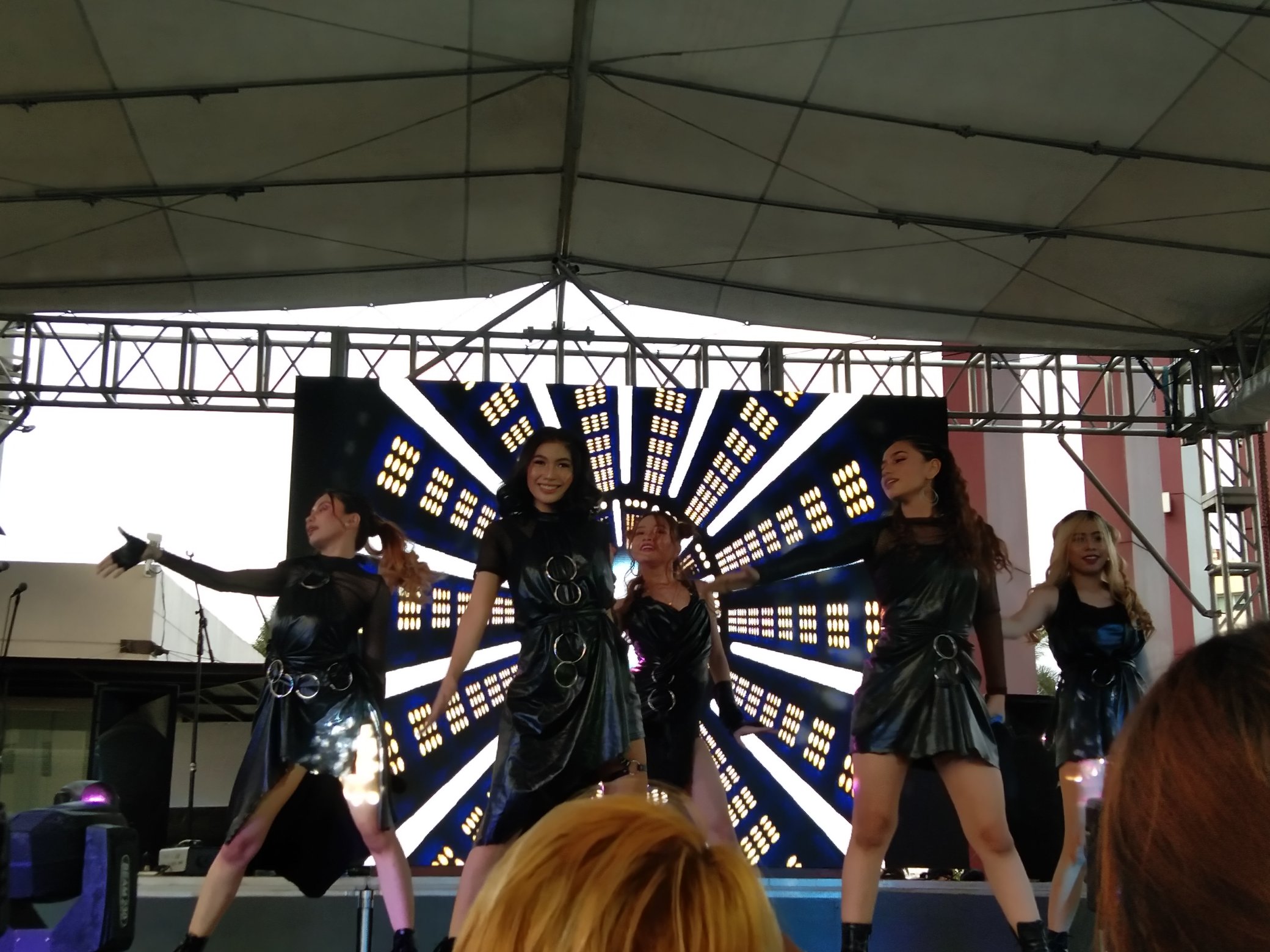 BLVCK Flowers (@BlvckFlowersPH) / Twitter