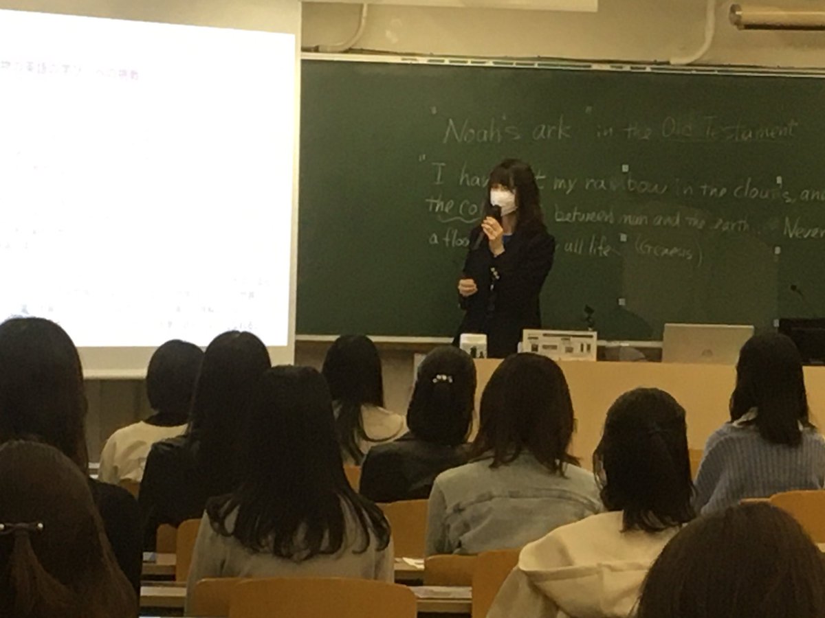 english_kc1948's tweet photo. 3/19は少し桜🌸が咲き始めたオープンキャンパス😊和気先生、Banasick先生の模擬講義、国際学部紹介コーナーにたくさんご来場くださってありがとうございました❣️5月にもぜひお越しくださいね💓
#神戸女学院大学英文学科 #神戸女学院大学国際学部 #KobeCollege #OpenCampus #オープンキャンパス https://t.co/KHyUu47vSB