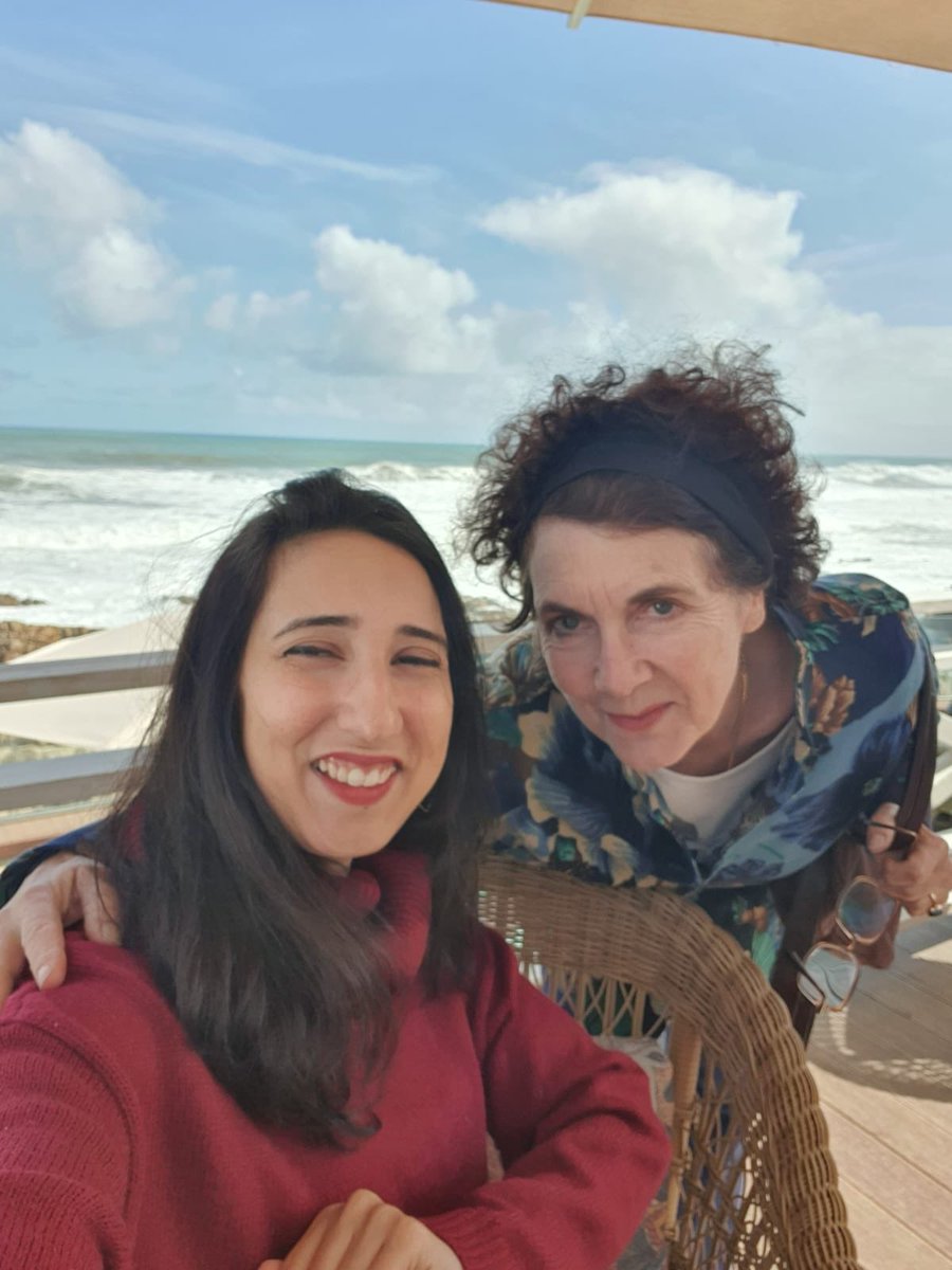 Grand plaisir d’être à Casablanca avec Maha, reporter haut-parleur de la première heure douée pour les sujets très humains. Projets en perspective #jeunesse #méditerranée
