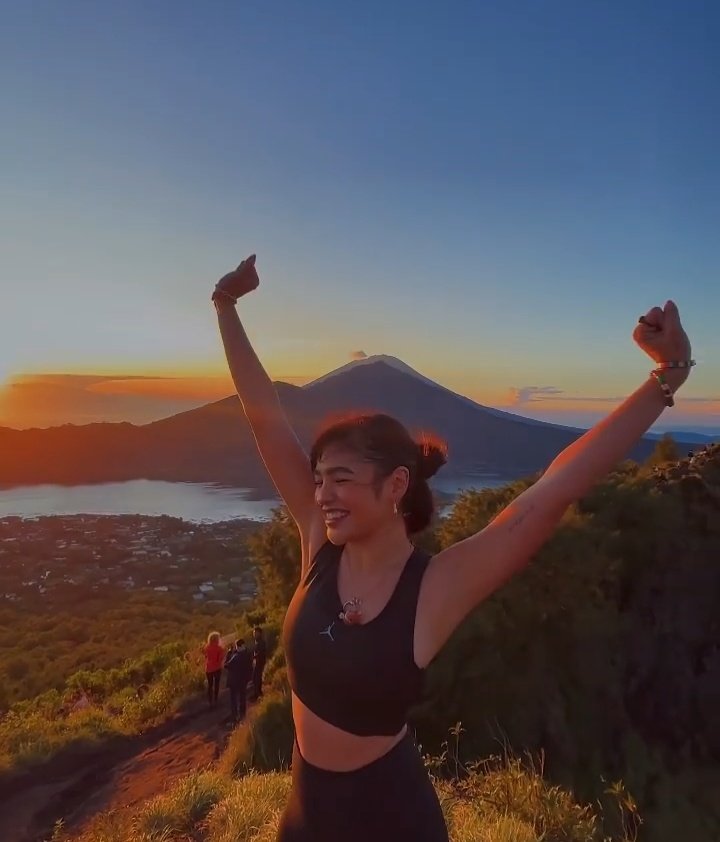 AndreaUnivrsity's tweet photo. Proof of Life 🌄🫶🏻 https://t.co/17GuQrwbPm