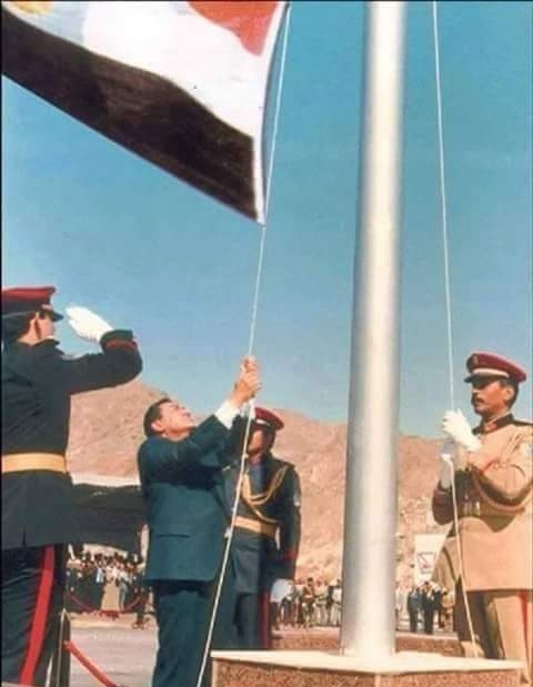 inase02b10d3478's tweet photo. عيد تحرير طابا ✌🇪🇬 رحم الله الرئيس محمد حسني مبارك https://t.co/FE3W1cdCNu