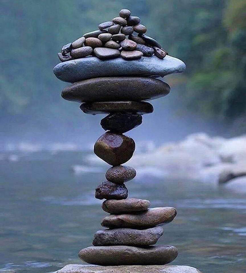 📣“ดีที่สุด” นั้นไม่มีจริง..... แต่ “เหมาะสมที่สุด” เท่านั้นหรอกที่อาจจะเป็นไปได้...
ดีที่สุดสำหรับคนอื่น อาจไม่ใช่ดีที่สุดสำหรับเรา...
คุณค่าในตัวเรา ก็คือคุณค่าในตัวเรา ไม่เหมาะกับใครบางคน แต่อาจจะเป็นของขวัญล้ำค่าสำหรับอีกคน