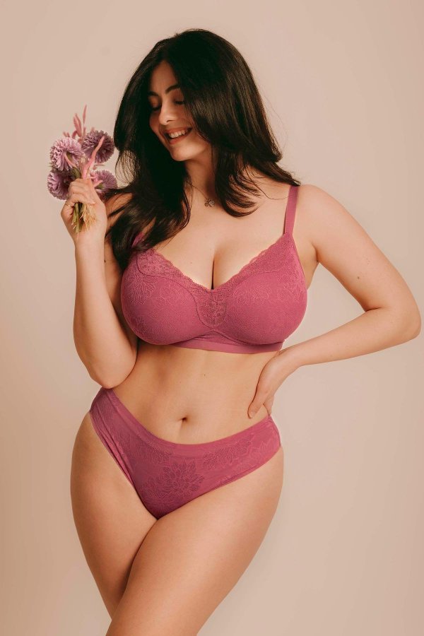 Frkzu5kXwAEIWTQ?format=jpg&name=900x900