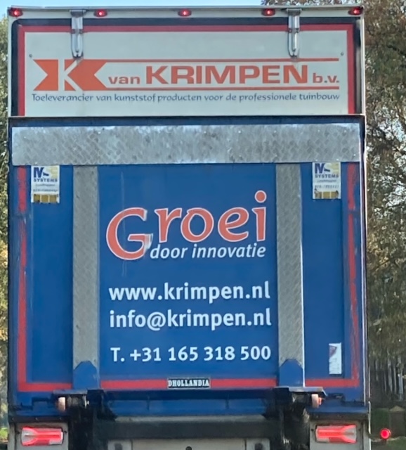 wimdaniels's tweet photo. Aptoniemen zijn persoonsnamen die goed passen bij het beroep van de naamdragers (verloskundige Ooijevaar, Edwin Kist uitvaartverzorging, enz.). Aptonieten zijn persoonsnamen die niet passen bij het beroep van de naamdragers (oogarts I.C. Notting, Lek installatietechniek, enz.) https://t.co/xZNUTkzdVg