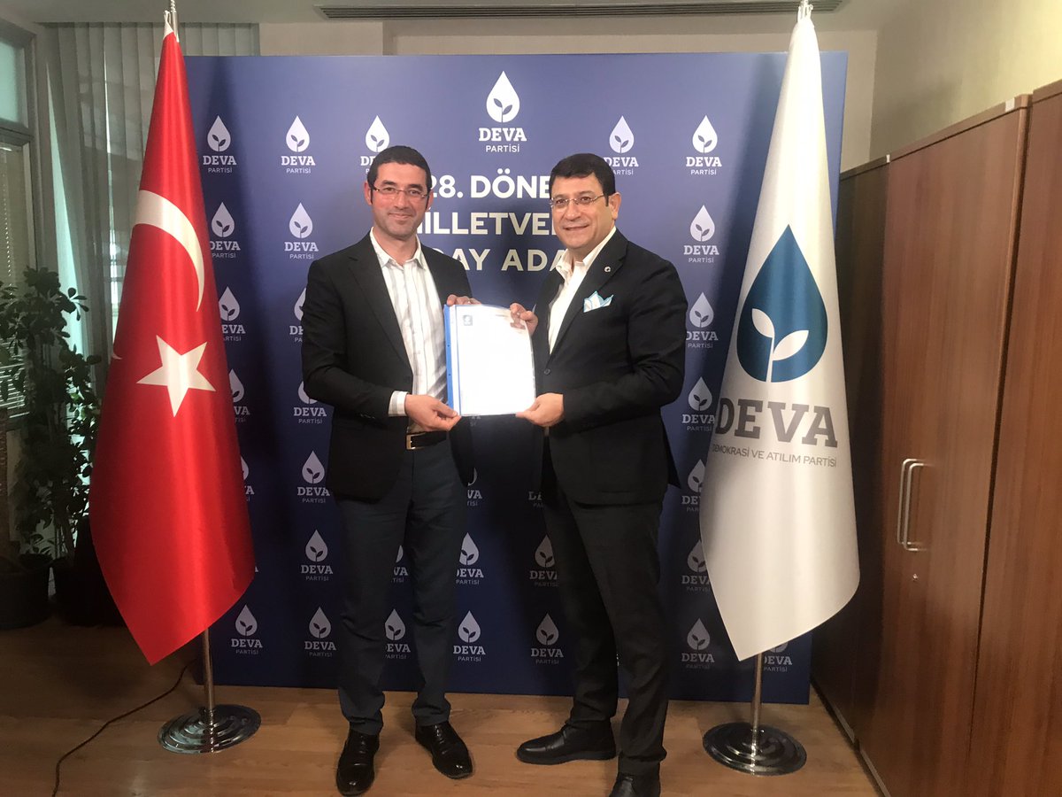 Milletvekilliği aday adaylığı başvurusunda bulunduk. Diyarbakırımıza ve ülkemize hayırlara vesile olmasını canı gönülden temenni ediyorum 
<a href="/erginsadullah/">Sadullah Ergin</a> <a href="/ikramDincer/">İkram Dinçer</a> <a href="/avidrissahin/">Av. İdris Şahin</a> <a href="/IhsanMerdanoglu/">Ali İhsan Merdanoğlu</a>