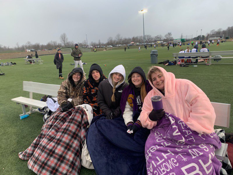 ButlerUnitedSC's tweet photo. March evenings in Dayton!  The brave players from G05 Black played under the lights in subfreezing temps, winning 1-0 to take first in their group and move on to the Semi-final this morning! 🥶💜⚽💜🥶 #weareunited #butlerunited https://t.co/xXbWHGrOlu