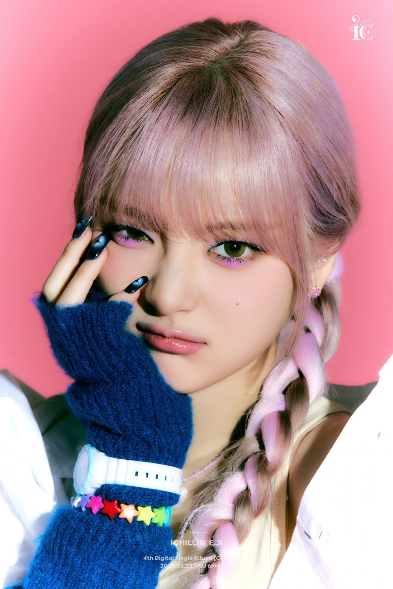 ICHILLIN'(아이칠린)
4th Digital Single [Challenger] 🚨

✨ Concept Photo B #E_JI ✨
⏰ 2023.03.23. 6PM (KST) RELEASE

#ICHILLIN #아이칠린
#E_JI #이지
#CHALLENGER
#ALARM ⏰