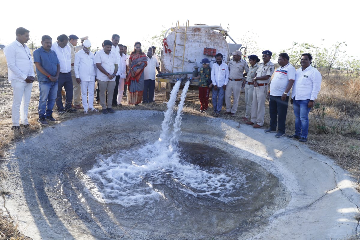 Supriya Sule tweet media