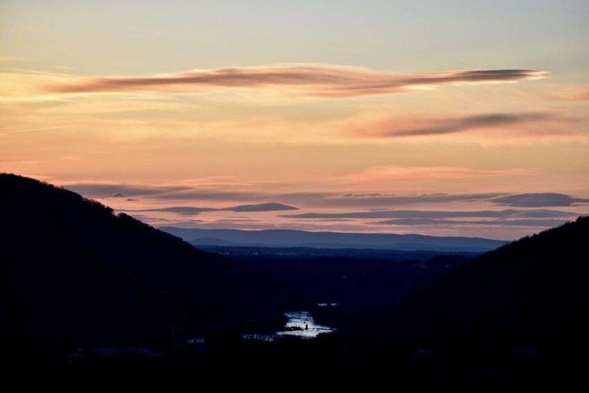 “Those who contemplate the beauty of the earth find reserves of strength that will endure as long as life lasts. There is something infinitely healing in the repeated refrains of nature—the assurance that dawn comes after night, &amp; spring after winter.” –Rachel Carson
📸 <a href="/kbergy4/">kb</a>