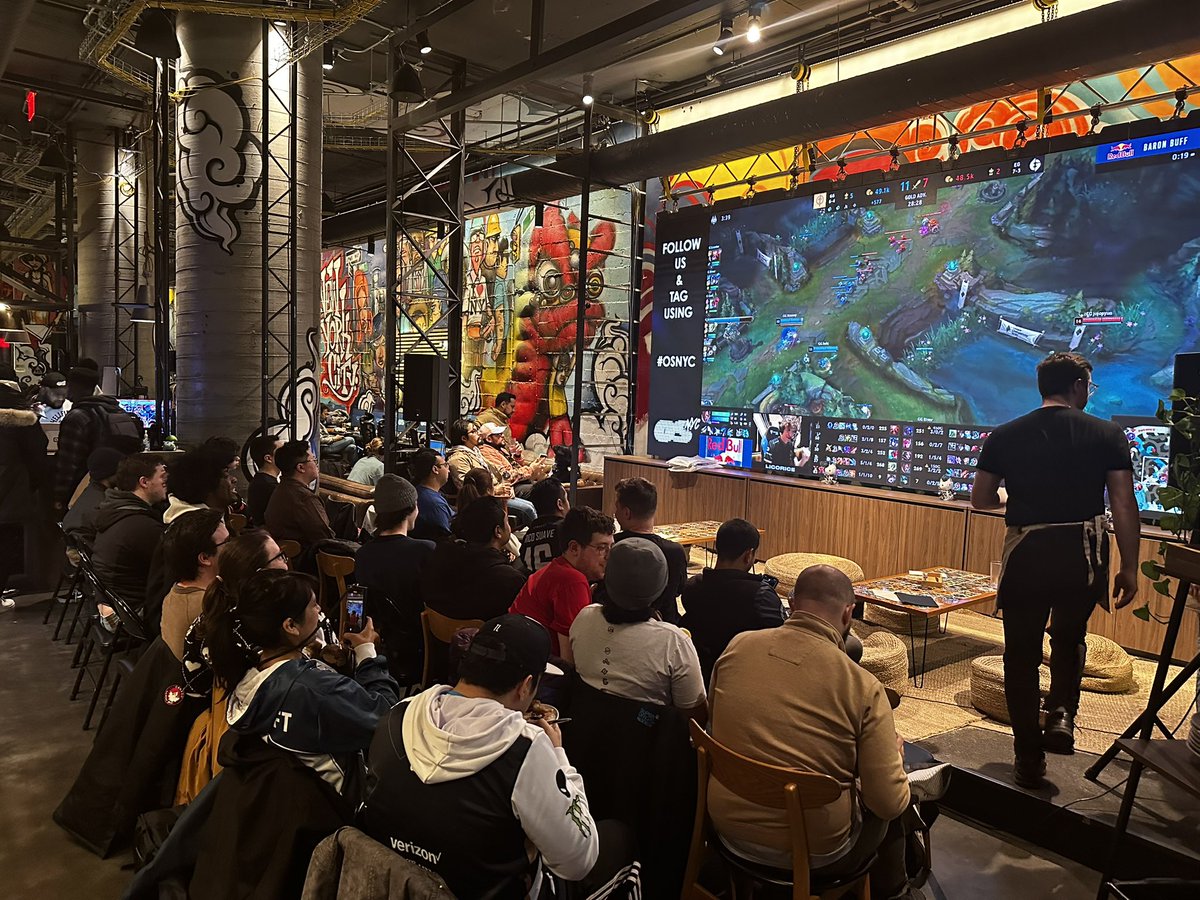 DShyKnock's tweet photo. We’re back for another NYC #LCS Watch Party!

100 Thieves vs Flyquest
Thursday March 23rd at 5pm ET
OS NYC 

Don’t wait for summer finals to start watching League in person, swing by and enjoy the games even if you aren’t a fan of either team playing!

It’s entirely free to come! https://t.co/krtu6bXFIU