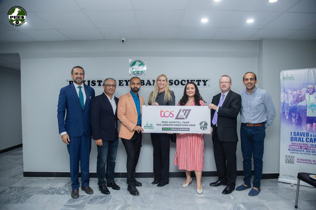DrJMughal's tweet photo. Donors, guests, hospital administration &amp; finally, members of @LondonMarathon team &amp; @sportsNpakistan, who will be running 42.2km on 23 April 2023, in London, to raise funds &amp; awareness of @PEBS_Hospital #OralCancer #SurgeryUnit; InshaAllah https://t.co/2VVLBEBziz