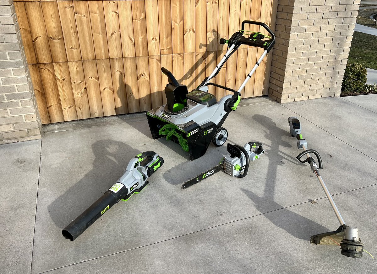 Chris Hatch tweet media