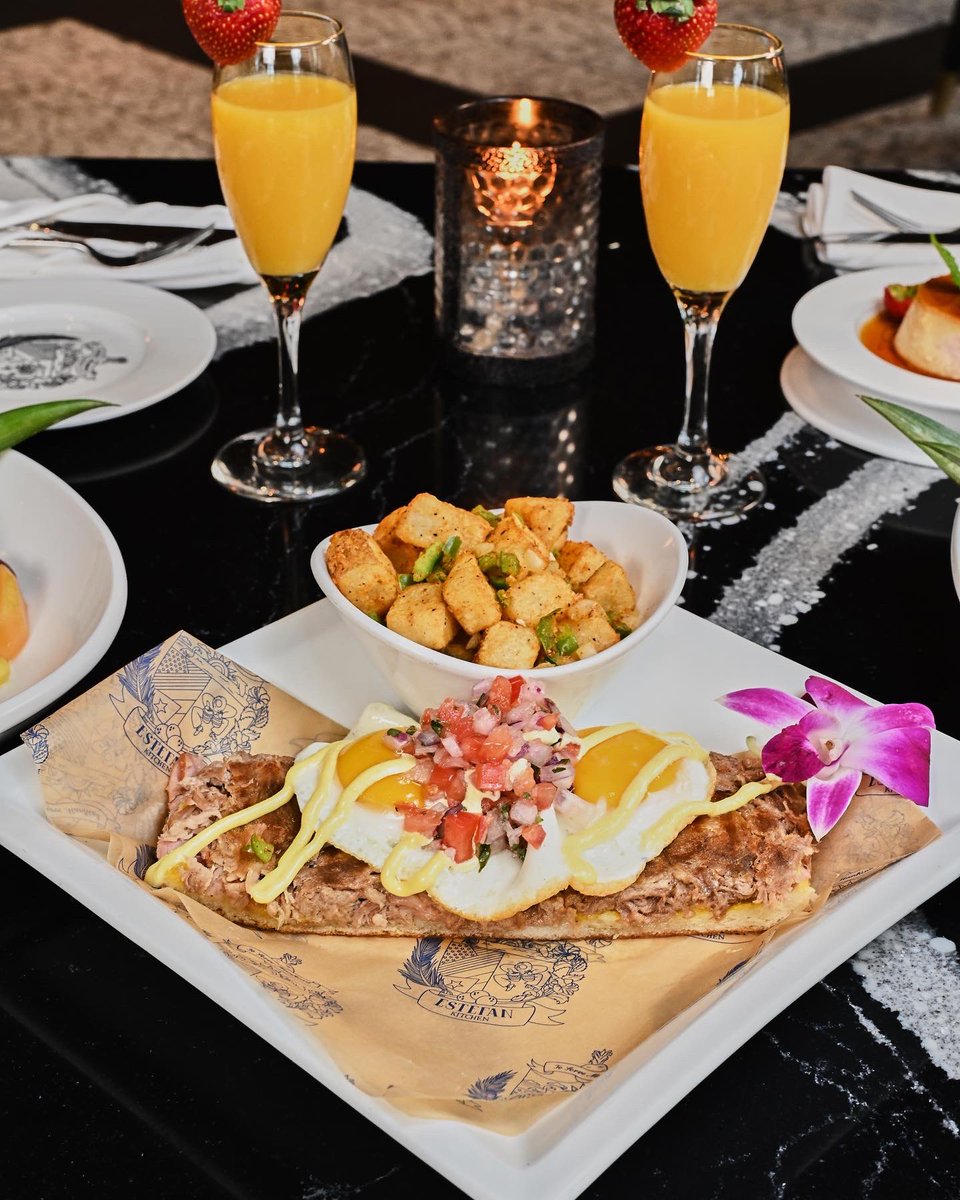 Estefan Kitchen Orlando tweet media