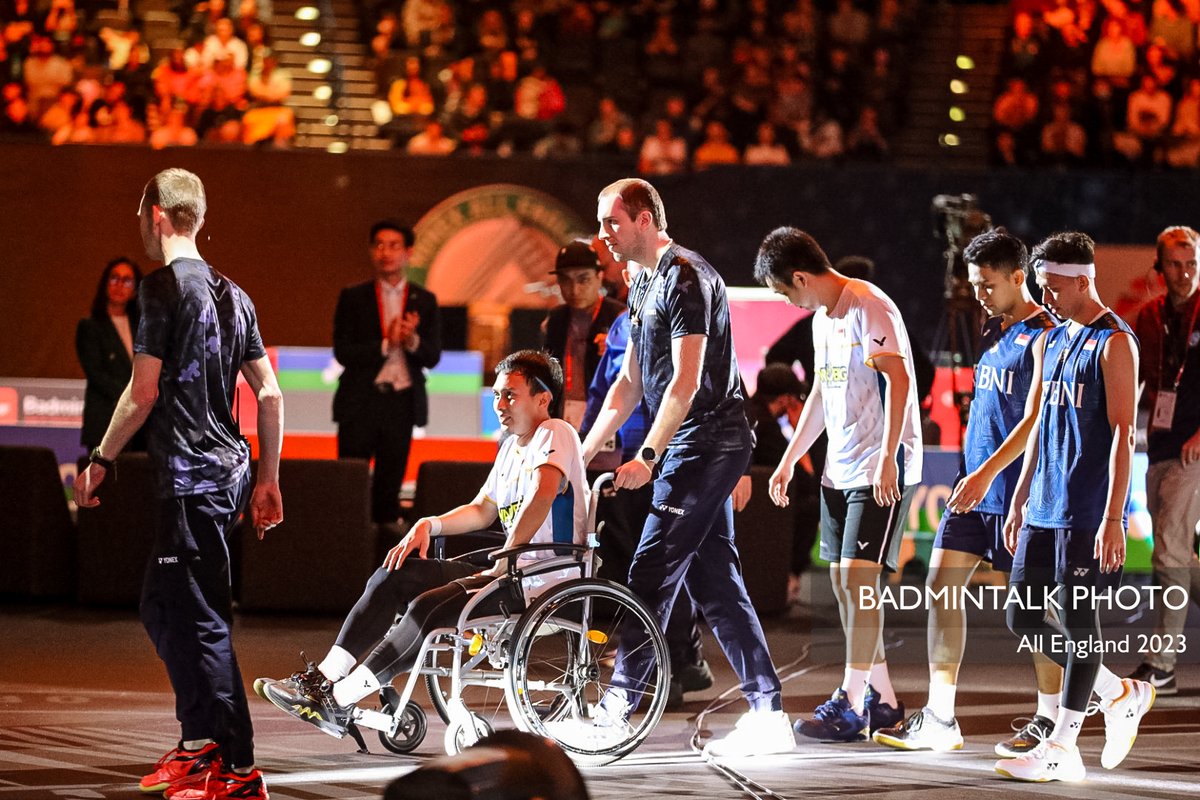 BadmintonTalk's tweet photo. Congratulations Fajar/Rian, get well soon Babah Ahsan!

Semoga bisa cepat pulih!

#BadmintalkPhoto #YAE23 #AllEngland2023 https://t.co/r1llsEXRl1