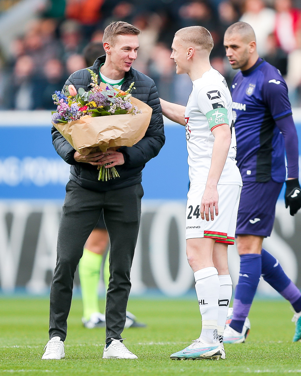 ⛸️🥇 Bart Swings 🤍

#ohleuven #OHLAND