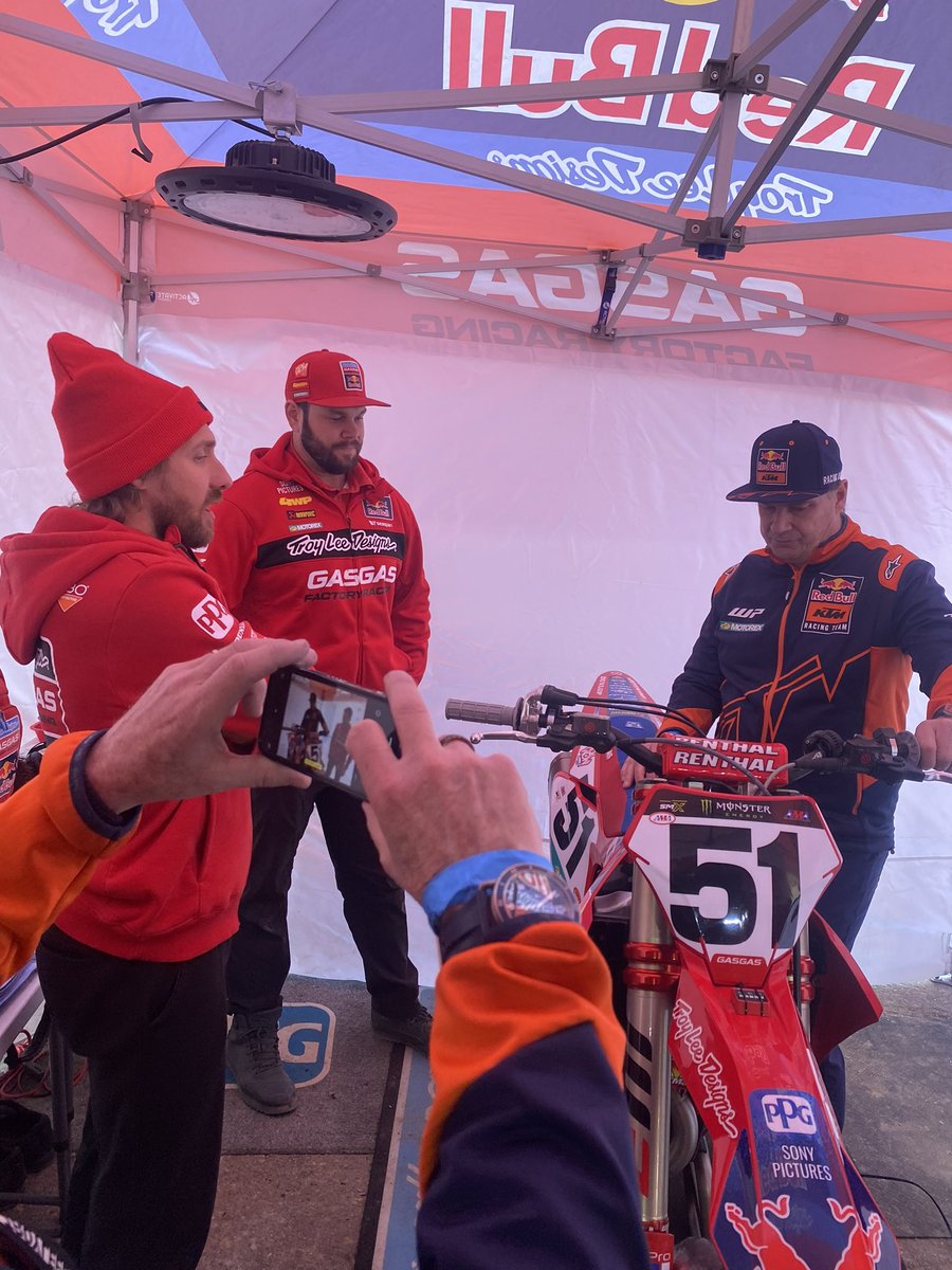 Jim Farley on Twitter "Fun night at Ford Field SupercrossLive! Spent