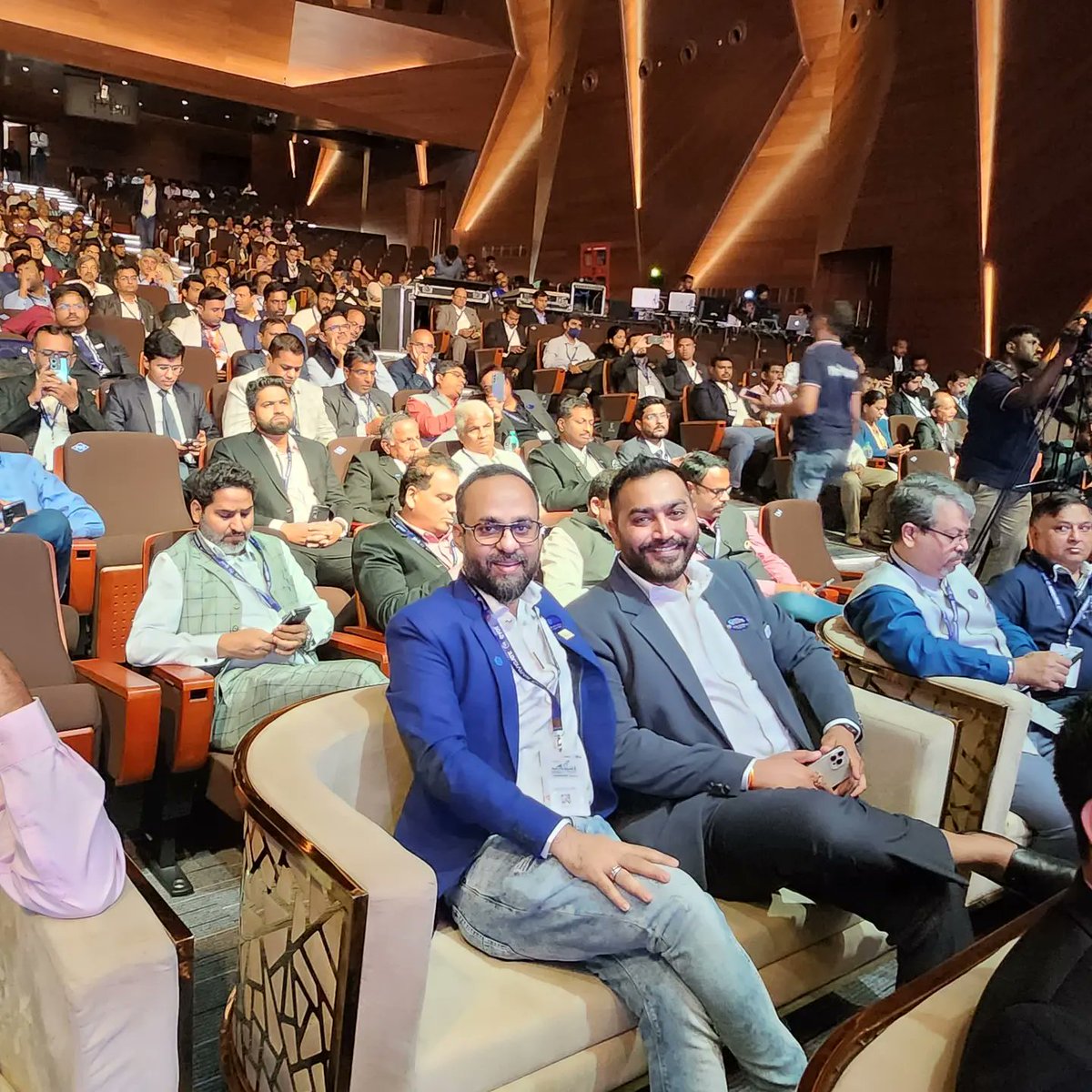mairajul99's tweet photo. Attending India's Biggest Real Estate Convention. @narvigateindia
#NARVIGATE #NARIndiaConvention #Coimbatore @NARINDIAtweets https://t.co/dQXMPSm8Dw