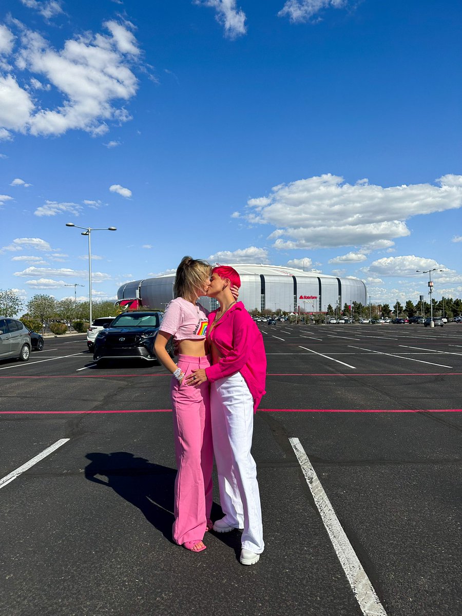 its_madisonryan's tweet photo. voted most likely to run away with you ππΈππΌπ #GlendaleTSTheErasTour #TheErasTour #shadenevermadeanybodylessgay @livimpulsive https://t.co/azRgY5un6q