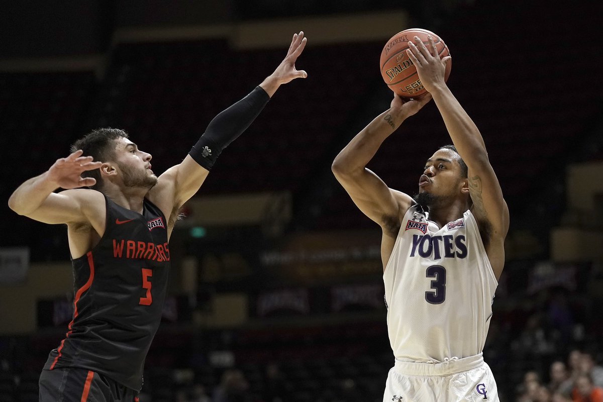 I’m always proud of kids that achieve out of the 2️⃣5️⃣3️⃣…

Bellarmine Prep alumnus Charles Elzie was named the Chuck Taylor MVP at the NAIA National Tournament after leading <a href="/YotesHoops/">College of Idaho MBB</a> to the title last night.

In 6 tournament games:
14.0 PTS | 54.5 FG% | 2.5 REB | 2.2 STL