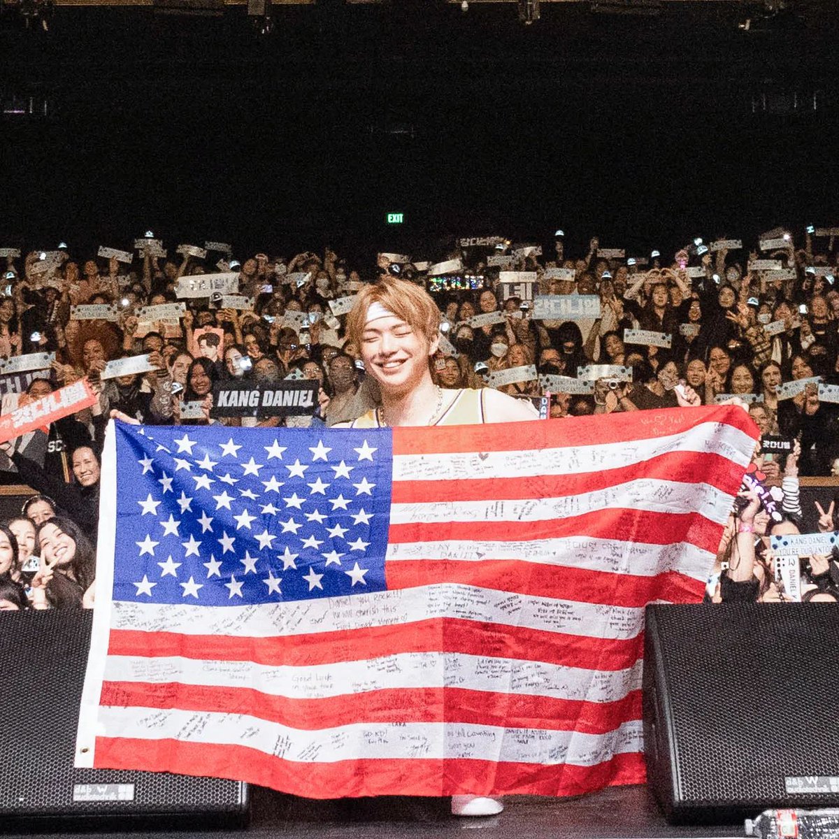 cookie13877351's tweet photo. Wow, OMG frm Lower box 2 Upper box of Balcony of WILTERN VENUE, is full of Daniel #Danitystan This is insane😳The last stop in LA s so Successful, UNBELIEVABLE UNPREDICTABLE great job NIELY & #LADANITY 👏👍❤️♥️❤️
@konnect_danielk
#FirstParadeinLA
#kangdaniel
#danityfam https://t.co/rGPeAquZPJ