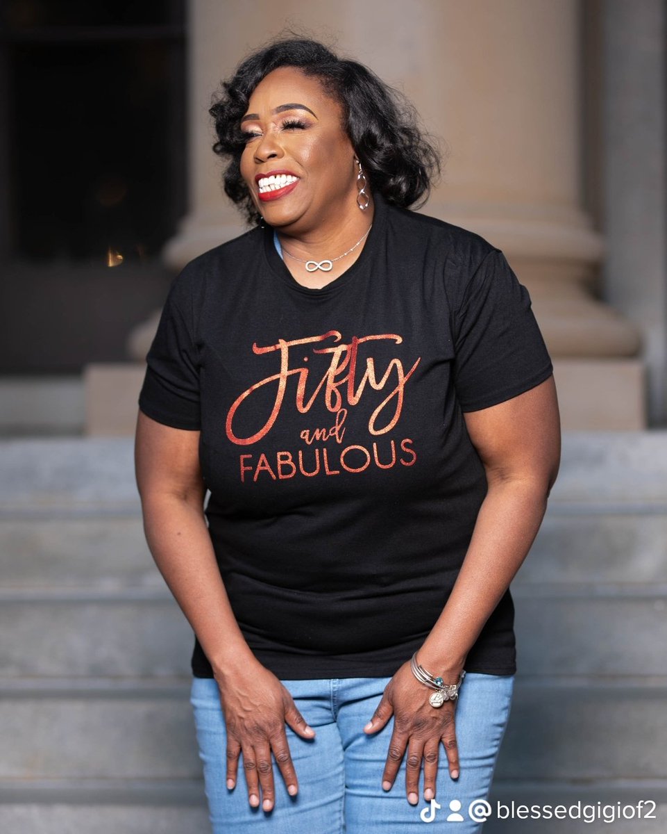 Bowman_ME's tweet photo. Today is my 50th Birthday y'all!! I am so grateful to God for allowing me to see such a huge milestone! #KitaTurns50 #Chapter50Loading #MorePicsToCome
#FloodingYourTimeLinesToday
MUA Keisha Chavis π
Hair Deadra Dawson
πΈ Kelvin L. Bonnette https://t.co/AlfCasPY8u
