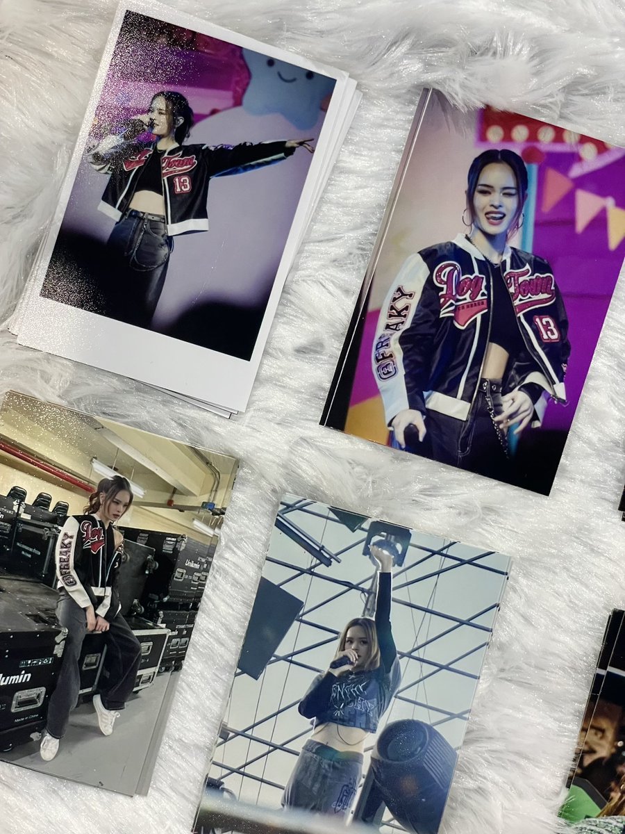 allyonlyu's tweet photo. ของแจกที่คิดไว้แต่ว่าไม่ทันได้แจก ฮือ
มาเอากันงานอีเว้นท์หน้านะคะ
2 ภาพแรกของ @zatangly
#OneNineMiracleWithALLY https://t.co/cQhFmCBcgu