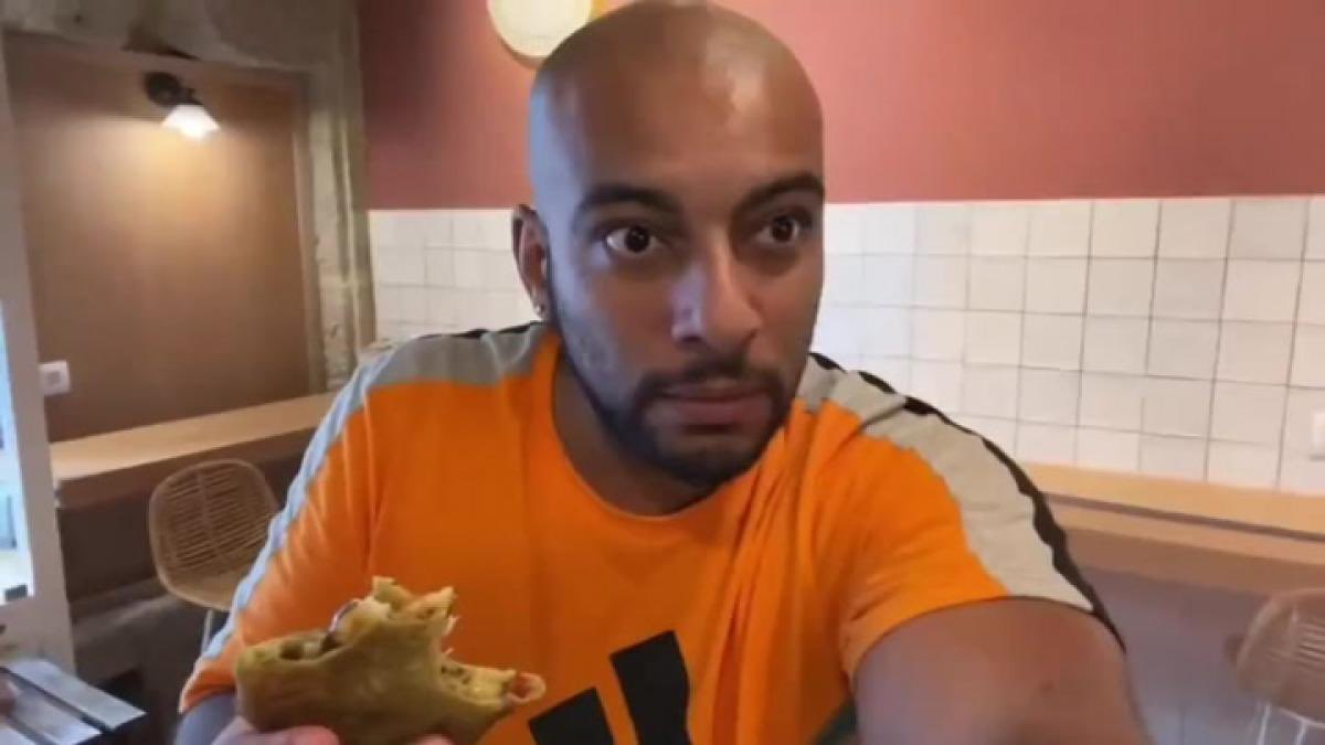 <a href="/SevillaFC/">Sevilla Fútbol Club</a> ah, pero es que tengo que pagar?