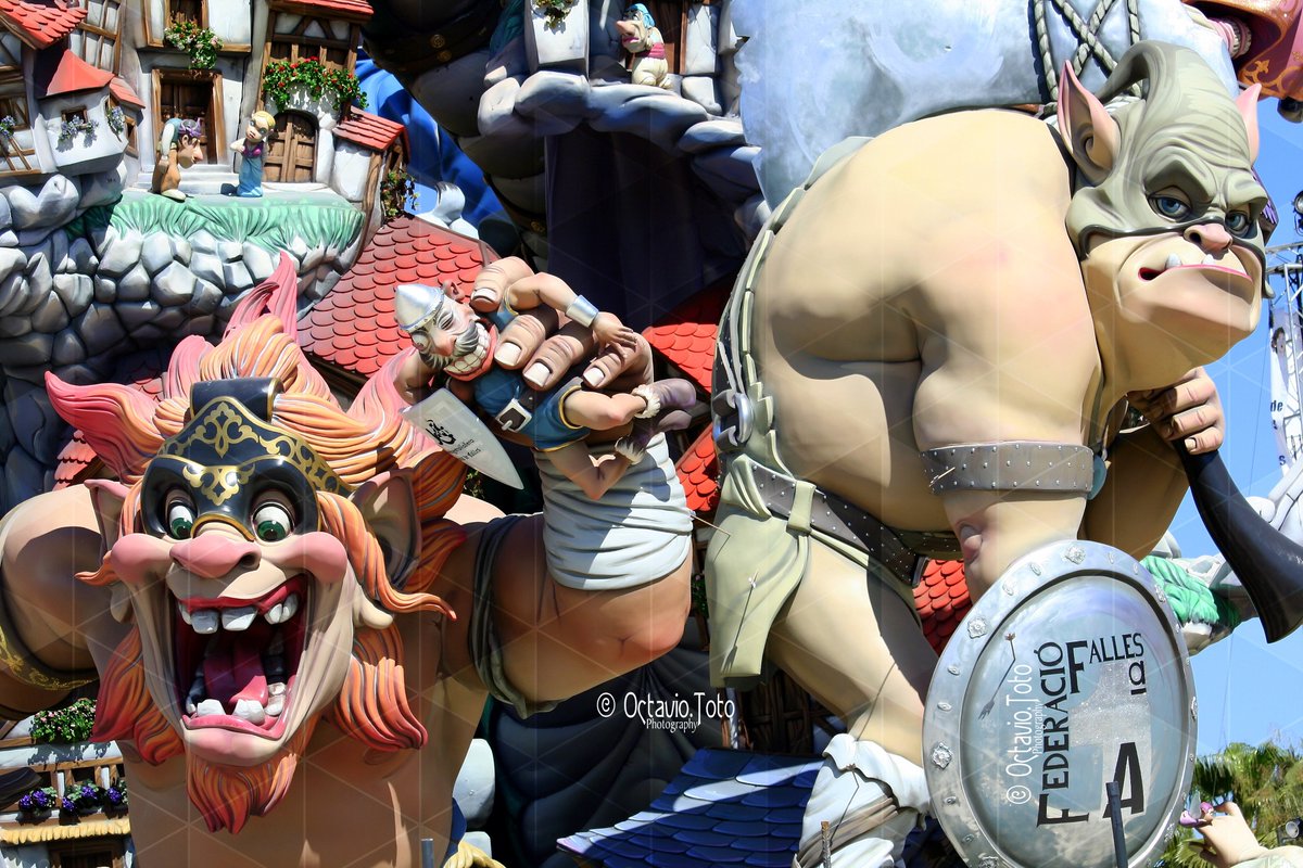 Octavi_Toto's tweet photo. Mirando, viendo y objetivo😎📸
Març falles a #València Fotos archivo
Por día la #Mascletá Por noche la #NitDelFoc
Monumentos, paseantes y caminantes. Momentos
#Fallas #Falles #Falleras #Falleros #Falleres #Fallers
#Fotografía #Photo #Photography #Foto #Valencia
#FotoMomentos https://t.co/I5iBD1oAkR