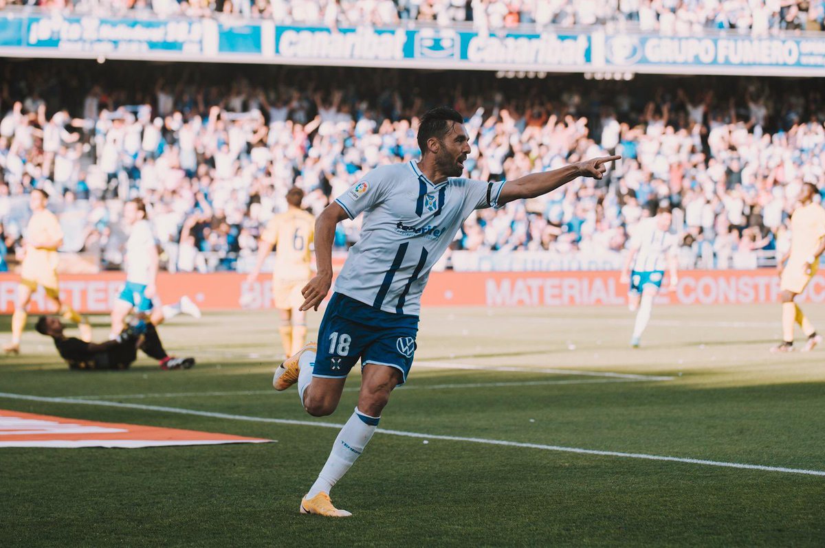 Gran partido de todo el equipo en un encuentro especial para todos. Nos merecíamos algo así. No hay mejor forma de anunciar que la familia crece. 🤰🏻