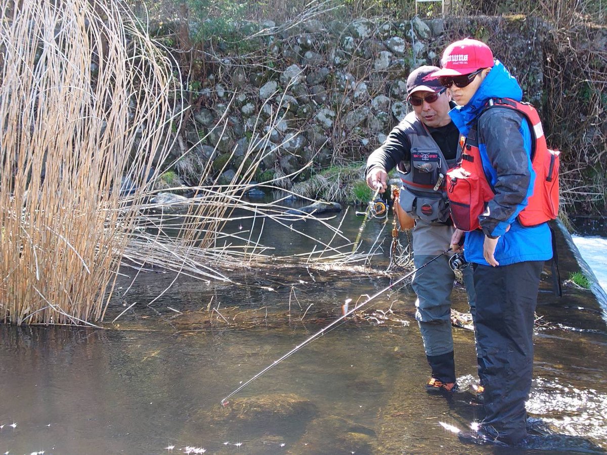 take01_fishing's tweet photo. 今日は@nanjakuslyme さんと＠fM1Qwf4sqlaewV8 さんに渓流釣りを教えていただきました。
知らないことばかりで大変勉強になりました。歩き方からレベルが違いました笑
僕は👨‍🦲でしたが、話しながら歩くだけでとても楽しかったです。
ぜひまたご一緒させてください。
ありがとうございました😊 https://t.co/sbtvyvOie4