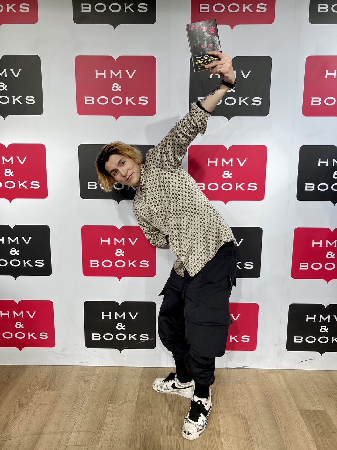 HMV&BOOKS SHINSAIBASHI on X: 