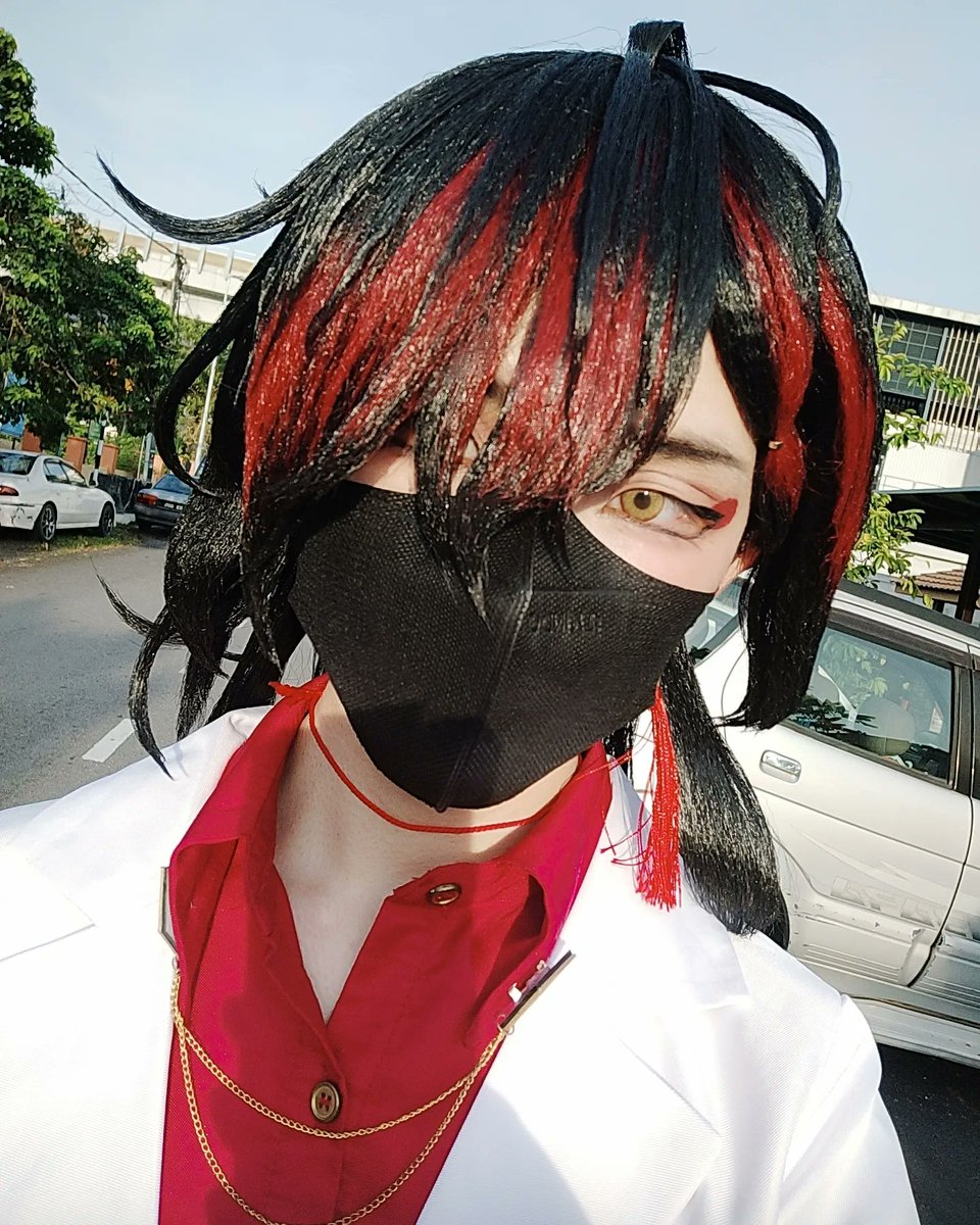 HataCoser's tweet photo. Sunlight♥️

#vox #cosplay #VoxAkuma #Akurylic #NijisanjiEn https://t.co/NS0sQUlczA