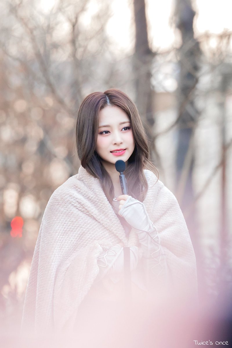 TO___starlight's tweet photo. 230319

역사적인 날로 기록해야지
쯔위 갈발 웨이브
미모 레전드🤎 https://t.co/Bg1pPi7rp3