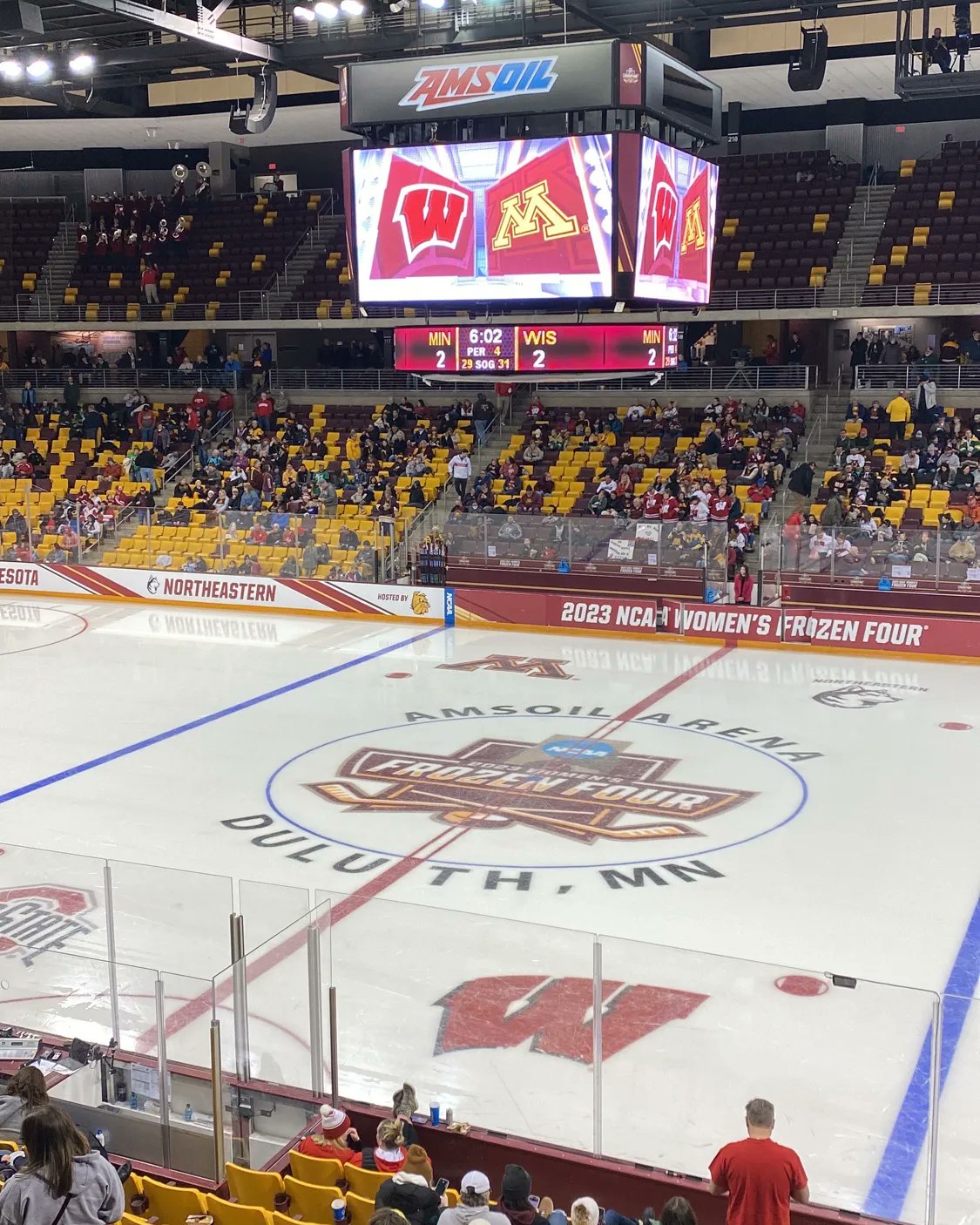 Ohio State women, ’s hockey play