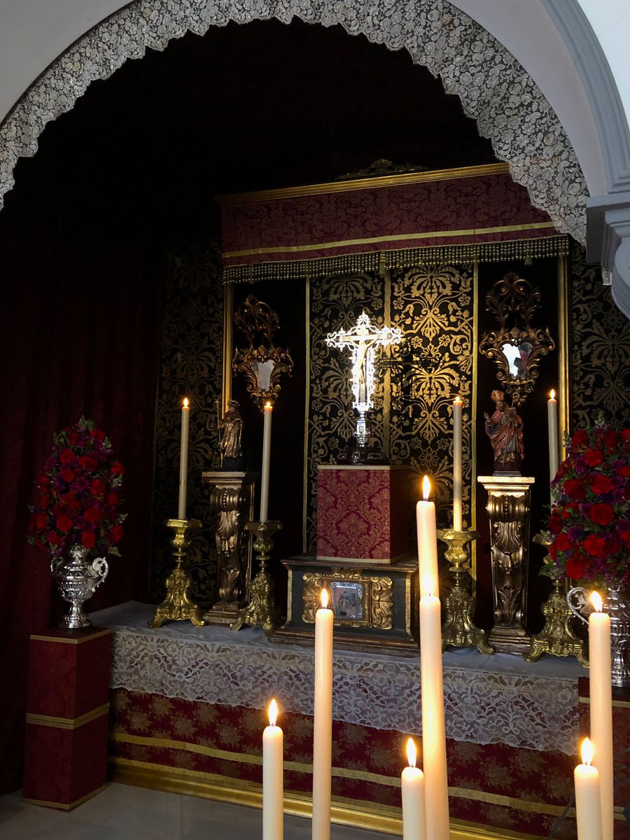 Besapié a Nuestro Padre Jesús de la Piedad y Besamanos a María Santísima de la Estrella

⏰ Hasta las 21 horas
⛪ Iglesia Conventual de la Purísima Concepción