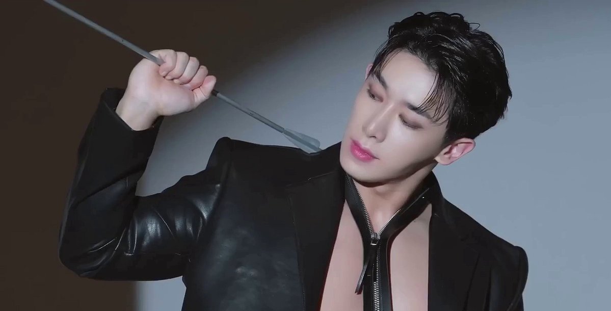 Wonho Gifs & Pics Fan account on Twitter "WONHO ‘CRAZY’ Photoshoot