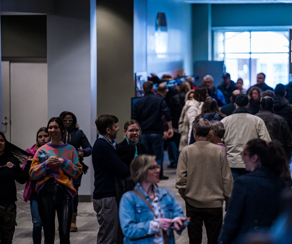 gracewired's tweet photo. Good morning! ⛅ It's that time of the week again - time to gather together for another awesome Sunday. See you at 9am | 11am - it's gonna be a good one!

#GraceCommunityChurch #Detroit #church #Sunday #SundayMorning #SundayService #gather #worship #churchfamily #connect https://t.co/e7sU2a1uhk