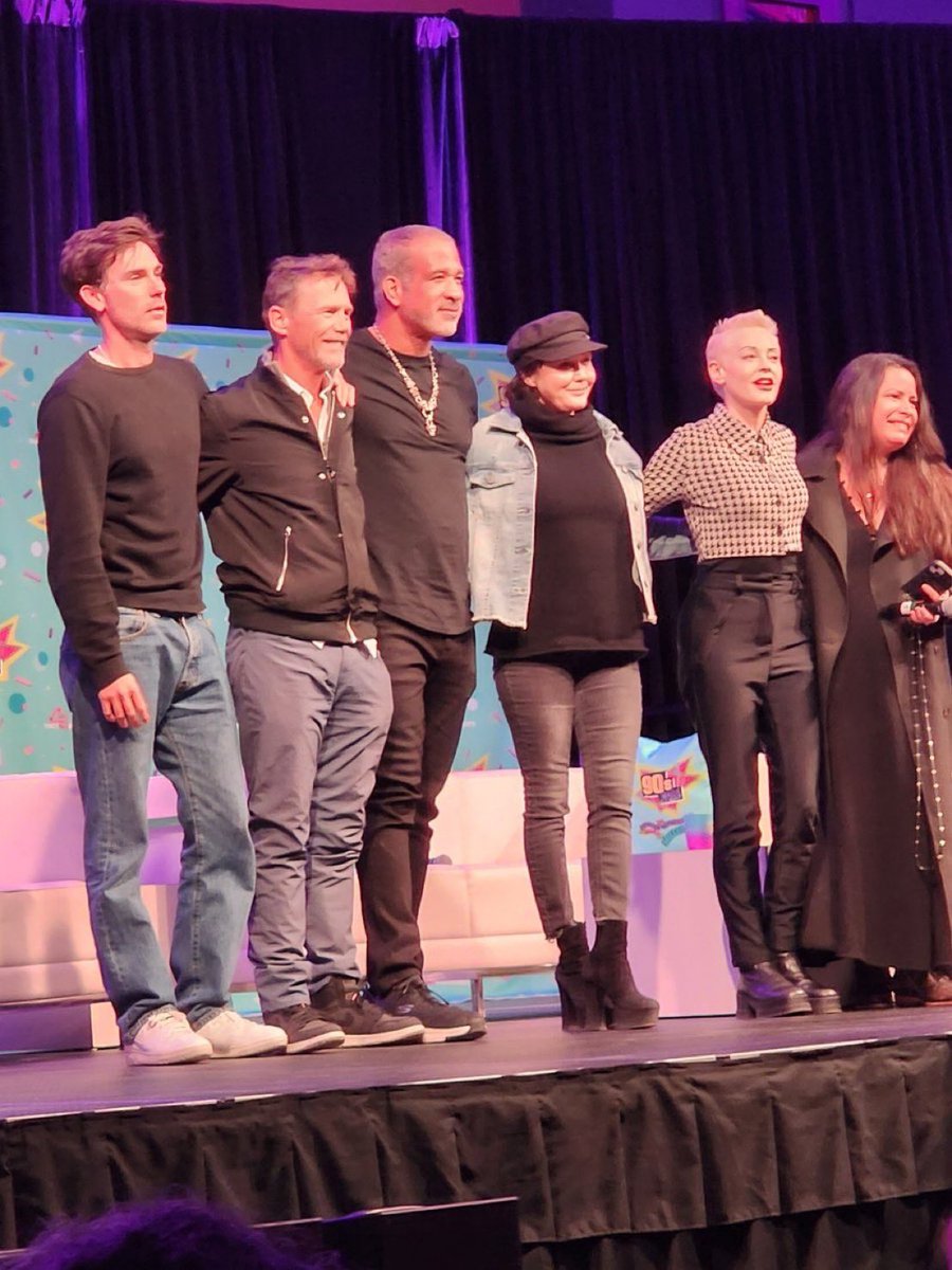 family over everything 
become come a member here
 ~> patreon.com/hoh
#Charmed #legacy #houseofhalliwell