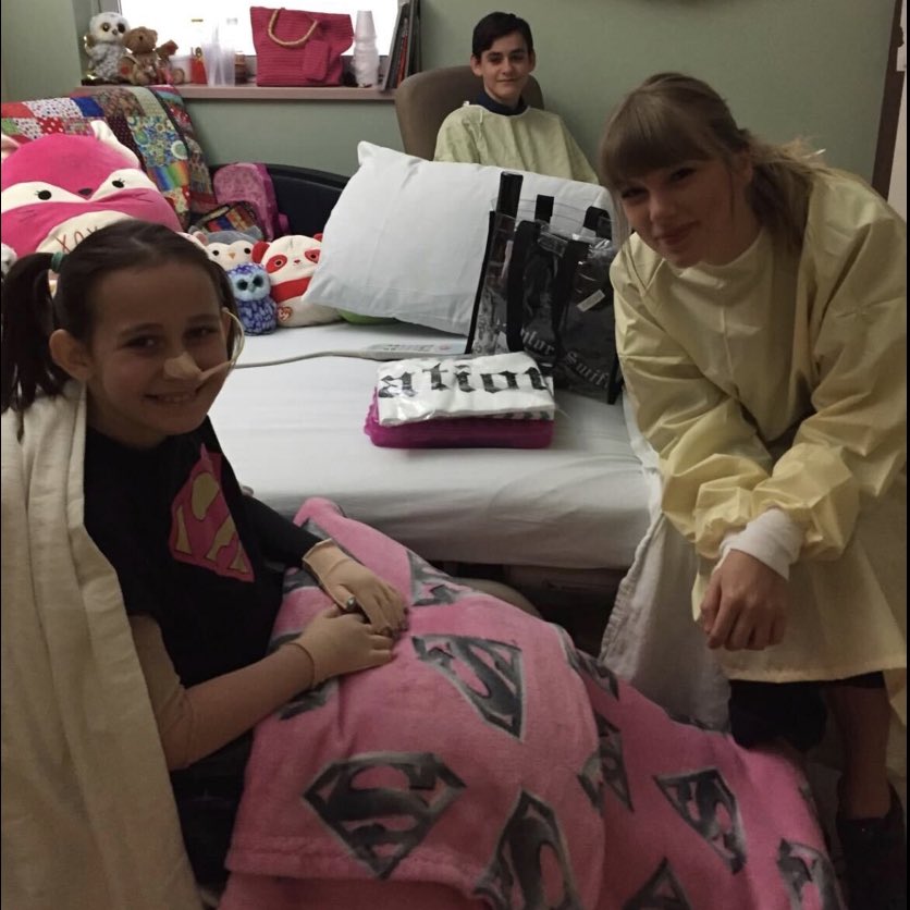 swifferupdates's tweet photo. 🎫| @taylorswift13 surprised a burn victim who she visited in hospital 5 years ago with Eras Tour tickets! 🥹 https://t.co/D85OvnFqDA