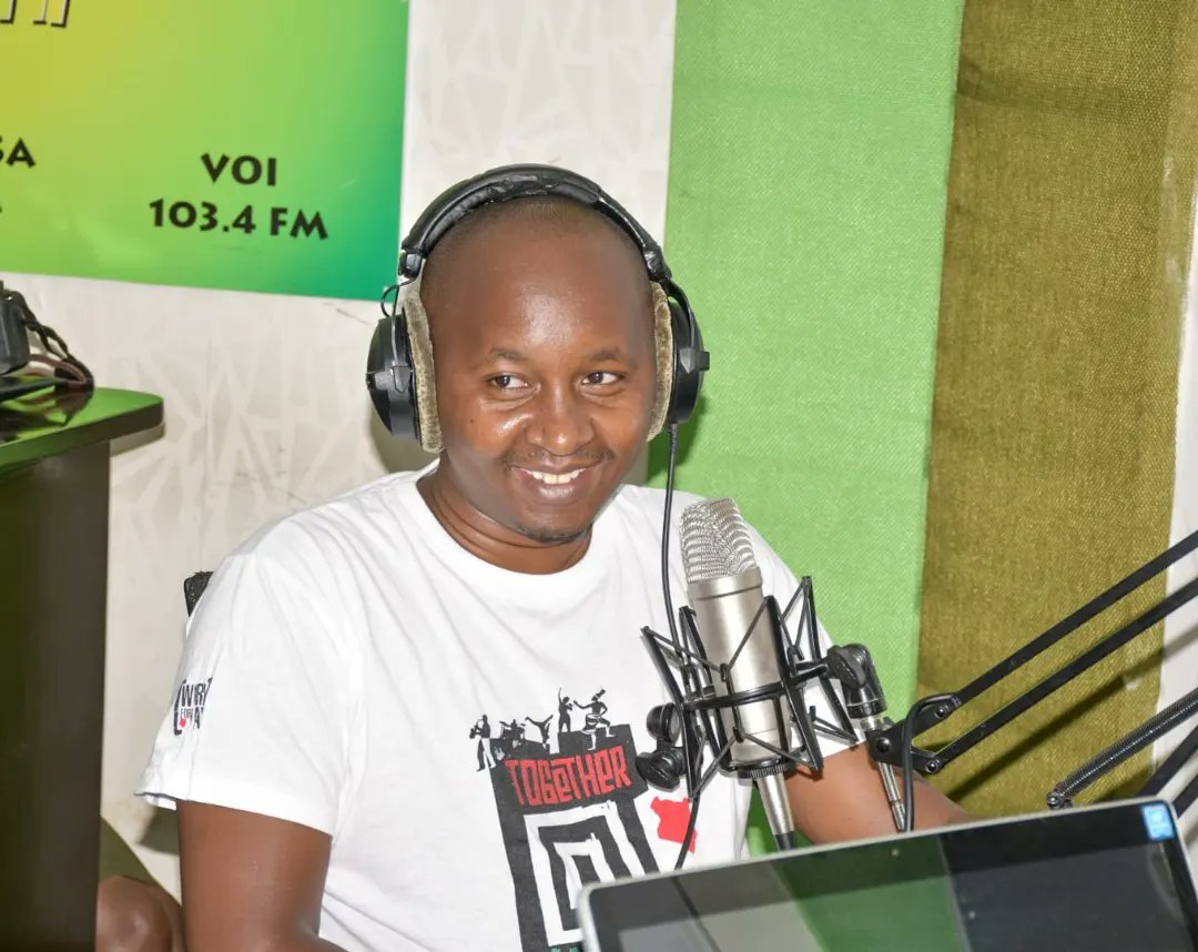 CultureCentreKE's tweet photo. The activities of the Performing Arts Week in Mombasa will continue tomorrow.
@KahuroKimani, principal creative production officer @CultureCentreKE is @SautiYaPwani to expound on the event
#performingartsweek
#TwendeTheatre
#inspiringculturalconnections https://t.co/SndCiDL343