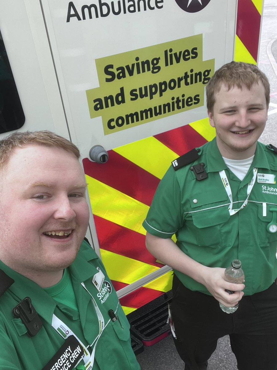 Out on shift today with my SJA <a href="/SJASSW/">SJA Staffordshire, Shropshire & Wolverhampton</a> younger brother @SJA_NiallB and Cait supporting <a href="/EMASNHSTrust/">East Midlands Ambulance Service NHS Trust</a> as part of <a href="/SJAOperations/">St John Ambulance’s Operations Team</a> #