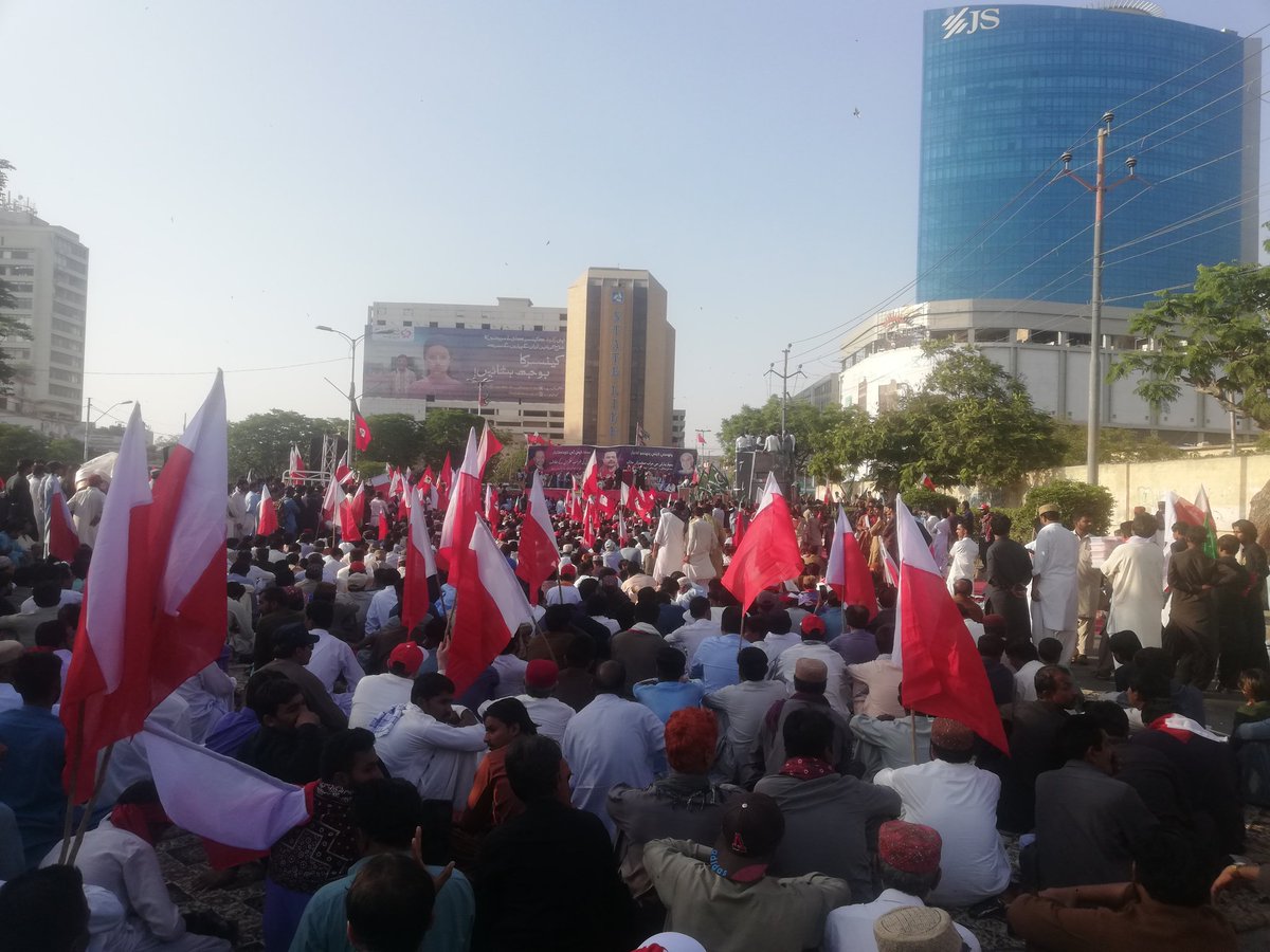 sarmastto's tweet photo. #SindhMarch
People around the Sindh gathered to raise their voices. https://t.co/QAqw1IjrEl