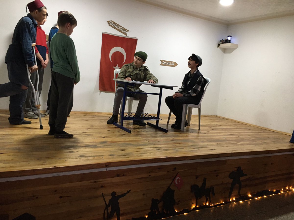 HaciahmetogluOF's tweet photo. 18 Mart  Çanakkale Deniz Zaferi'nin 108. yıl dönümünde,  İstiklal Savaşımızın tüm kahramanlarını, kanlarıyla ve canlarıyla bu toprakları bizlere vatan yapan aziz şehitlerimizi; rahmet ve minnetle, gazilerimizi de saygı ve şükranla anıyoruz.
@EvrenGrms
  
@ofmem1 https://t.co/ZnesQ4EDUg