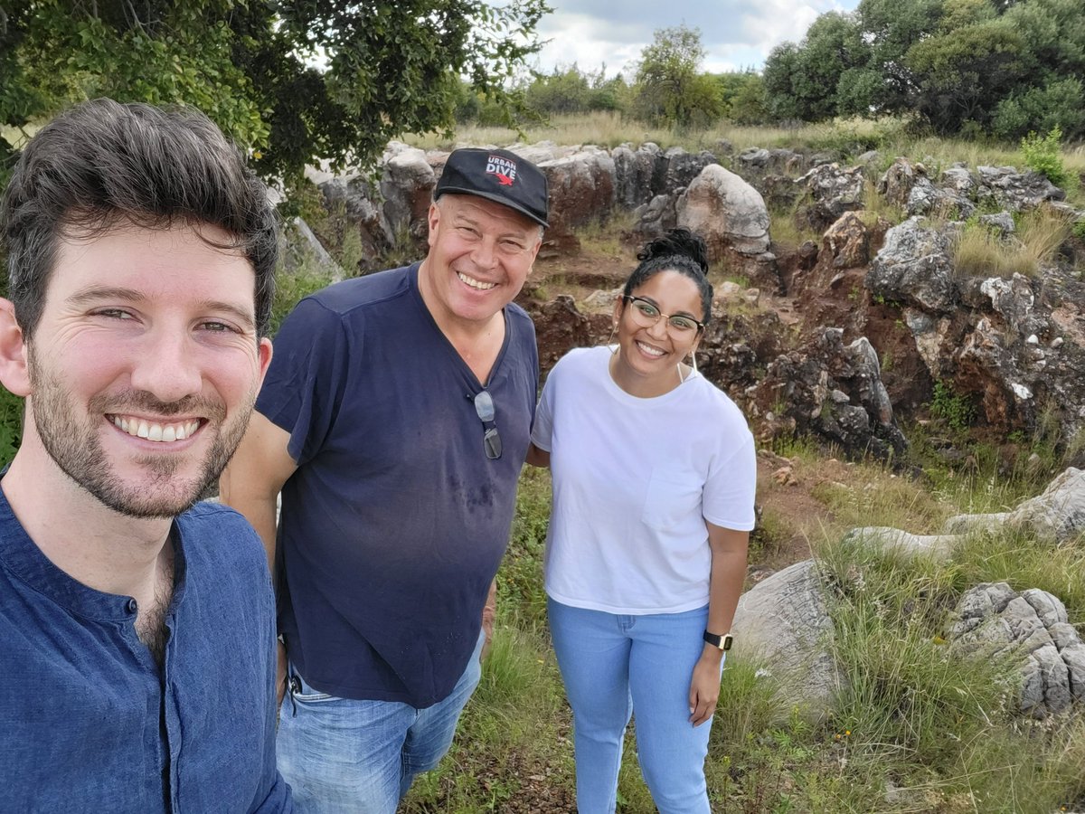 Jaap Saers (@j_saers) on Twitter photo Just got home after spending two brilliant weeks in the hominin vault at Wits. Biggest highlights were being able to StW 431 while sitting next to Little Foot and getting a tour of Kromdraai from Bernhard Zipfel and <a href="/KimTommy92/">Dr Kim Tommy</a> Just got home after spending two brilliant weeks in the hominin vault at Wits. Biggest highlights were being able to StW 431 while sitting next to Little Foot and getting a tour of Kromdraai from Bernhard Zipfel and <a href="/KimTommy92/">Dr Kim Tommy</a>