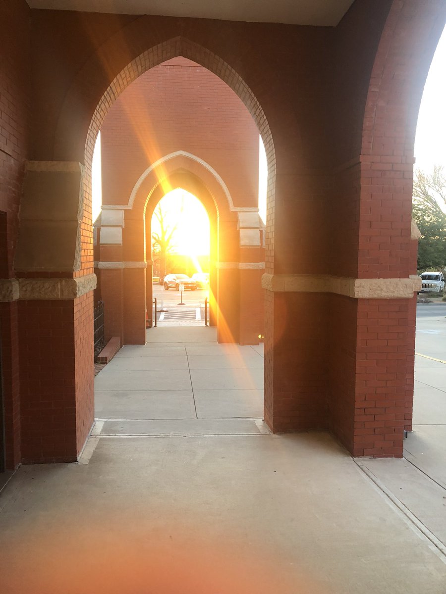 Blessed Sunday beloved! Step By Step through #Lent2023  Come and worship!! 
“Rise and shine; for your light 
        has come, and the glory of 
        the Lord has risen upon you!”
#equinox #umc <a href="/FUMCMcKinney/">First Methodist McKinney</a> <a href="/DTOWNMcKinney/">Downtown Mckinney</a>