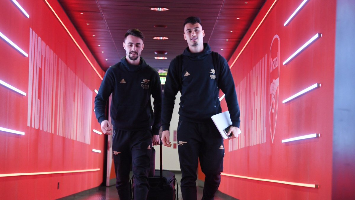 Arsenal's tweet photo. 😤 In the building

Team news 🔜 https://t.co/YhZcup14e3
